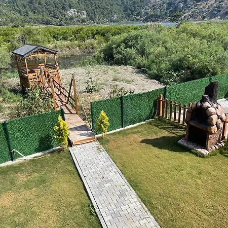 度假居 101 Guen Kiralik Havuzlu House Kayacik 达拉曼
