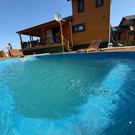 101 Guen Kiralik Havuzlu House Kayacik Hébergement de vacances Dalaman