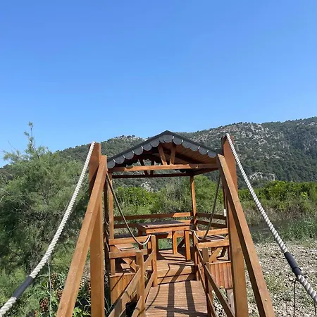 101 Gün Kiralık Havuzlu House Kayacık Tatil Evi